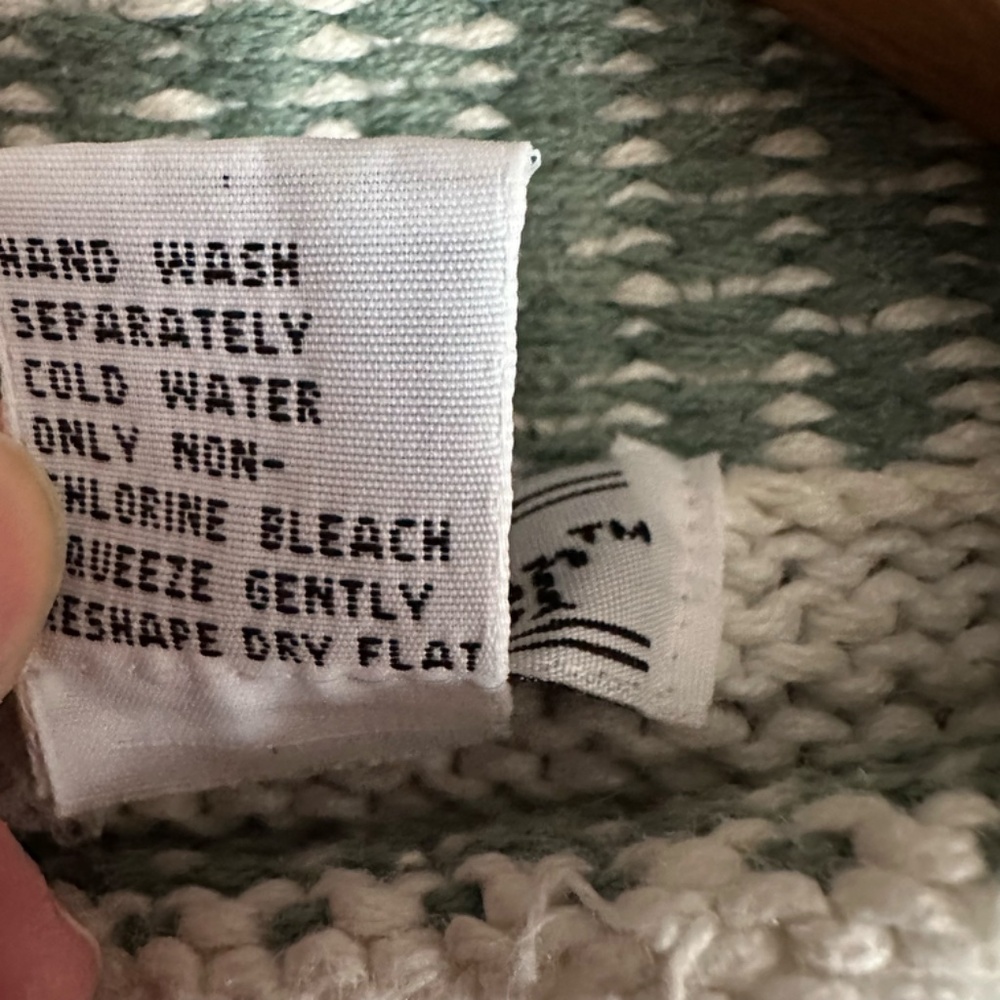 Vintage Rose Floral Knit Mock‎ Neck Sweater - Picture 11 of 11